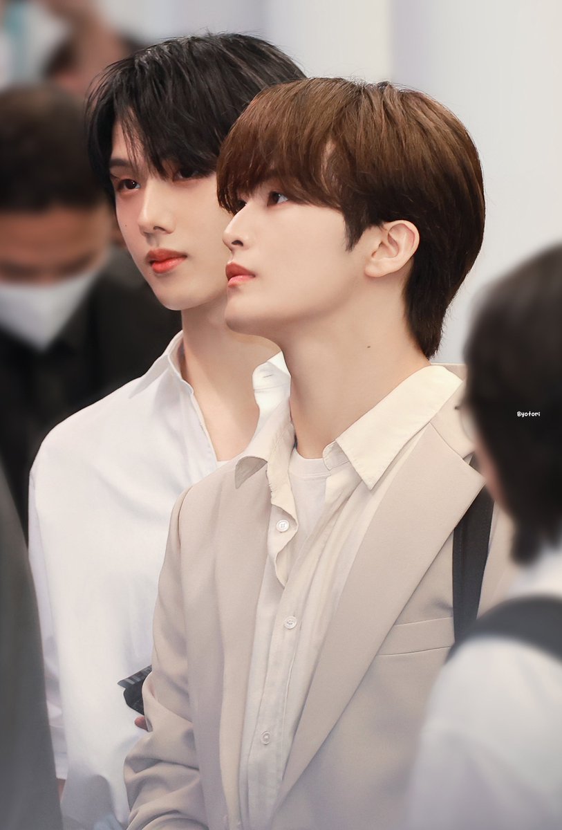 _Byotori's tweet image. 240601 ICN✈️

원래 좋은 건
크게 볼수록 좋은거랬어요😉

근데 맏막내즈 미모 무슨일이야…

#NCT #NCTDREAM #엔시티드림 
#JISUNG #지성 #박지성 #チソン
#MARK #마크 #이마크