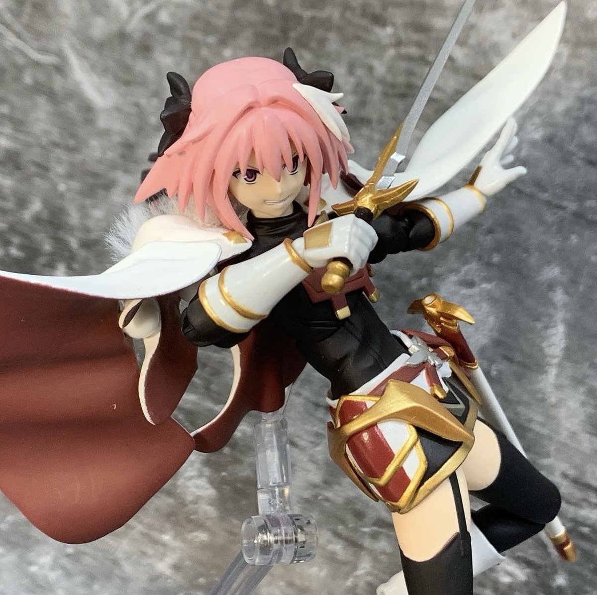 Ks_Master4's tweet photo. Fate/Apocrypha
Rider of ”Black“
figma “黒”のライダー https://t.co/vLy1glASTl