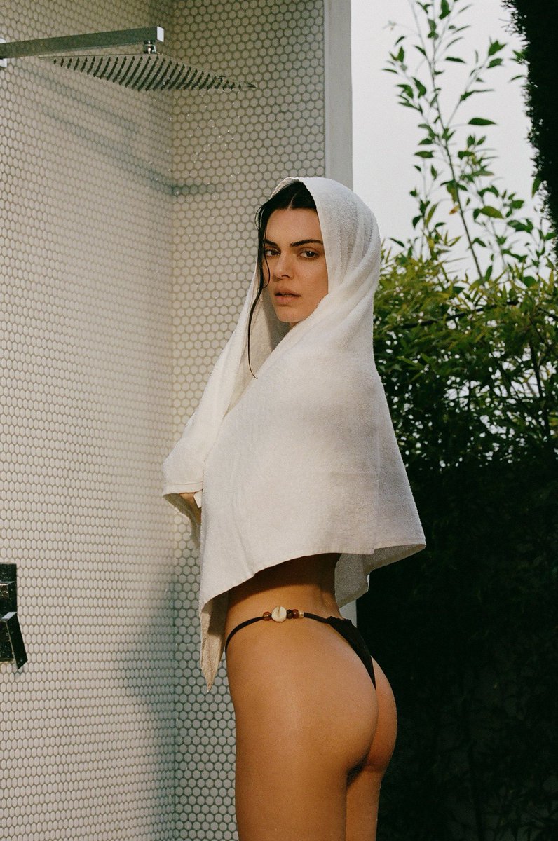Kendall Jenner Thai 🇹🇭 tweet media