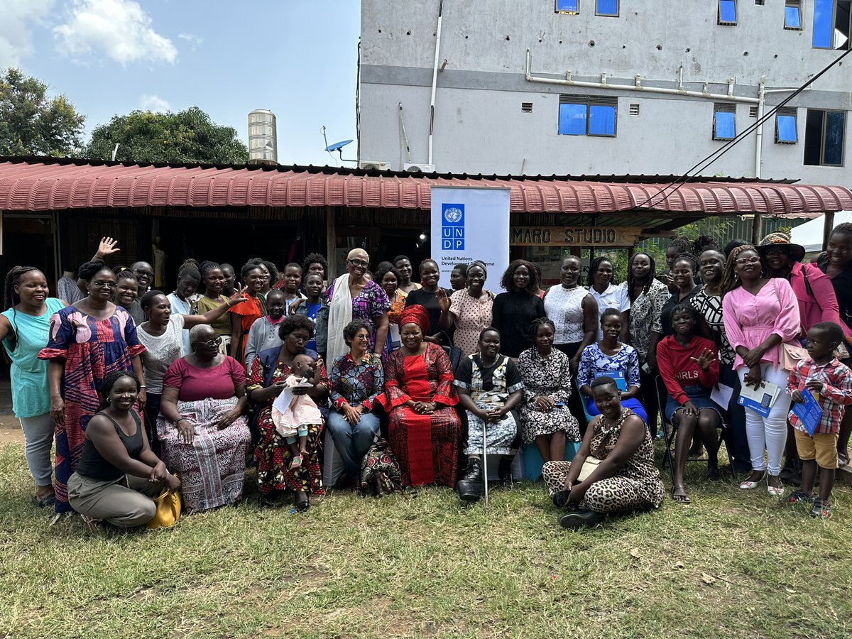 LamaroStudio's tweet photo. The Women in Business meeting yesterday was a vibe. A big thank u 2 @undp_uganda Resident Representative, Woman MP for Gulu City, Gulu City Mayor’s Representative &amp; Gulu City Resident City Commissioner for sharing words of wisdom &amp; bringing business to us #UGWomeninBiz https://t.co/HUKWHwcmW8