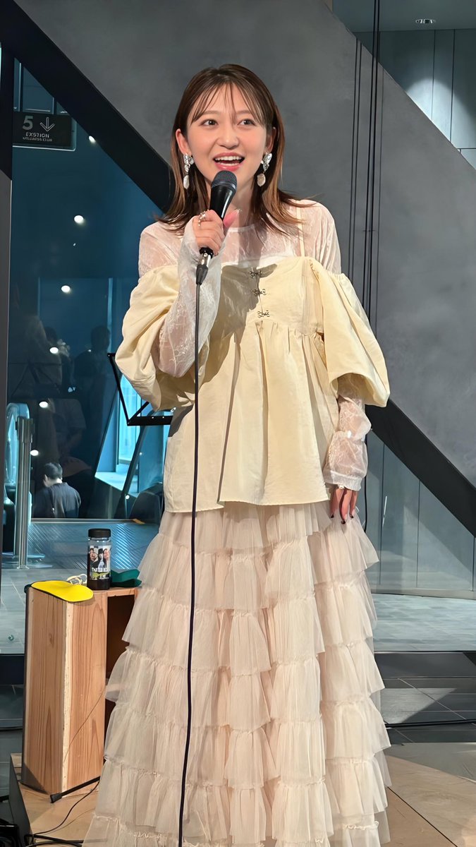 TAKAHIRO630826's tweet photo. THEATER MILANO-ZA
entertainment live vol.1
〖武田レイナ〗
3曲とも本当に良かった🥺ྀི
KAGAYAKE、指さしてくれたような気がする🥰
いつもありがとう❣️れいなりん💚
#武田レイナ #consado #歌姫
#THEATERMILANOZa
#EntertainmentLive https://t.co/fNtsFocMHU