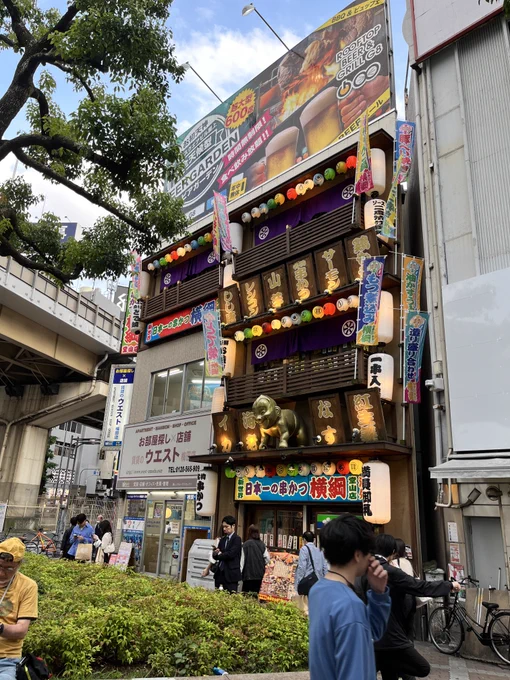 開演時間になってしまったが慌てない 