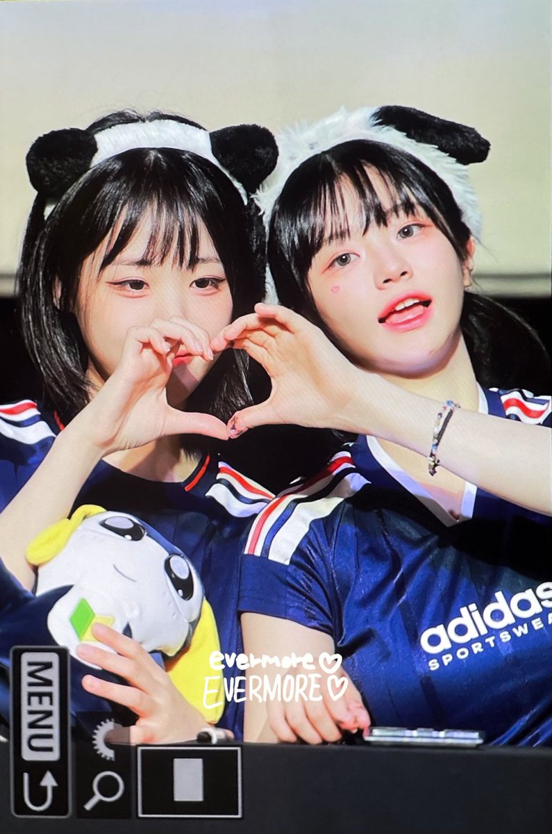 240602

많이 많이 좋아해!!

#QWER #Chodan #쵸단 #홍지혜
#hina #히나 #냥뇽녕냥 #장나영
@hapycb https://t.co/GhdV3wnfgG