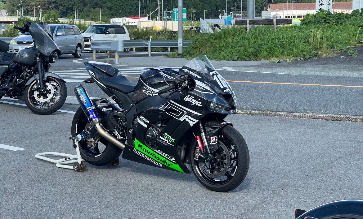 #チームかち上げ