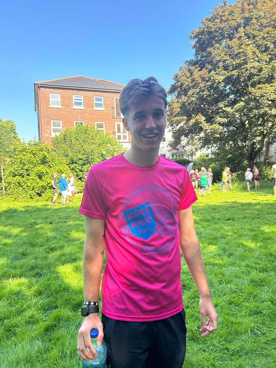 KateLine6's tweet image. Fabulous running this morning @linealex3 with a superb 2nd place 🥈 in your leg of the ‘Rack Raid’ relay. 💙 Very proud of you X 💙 🏃