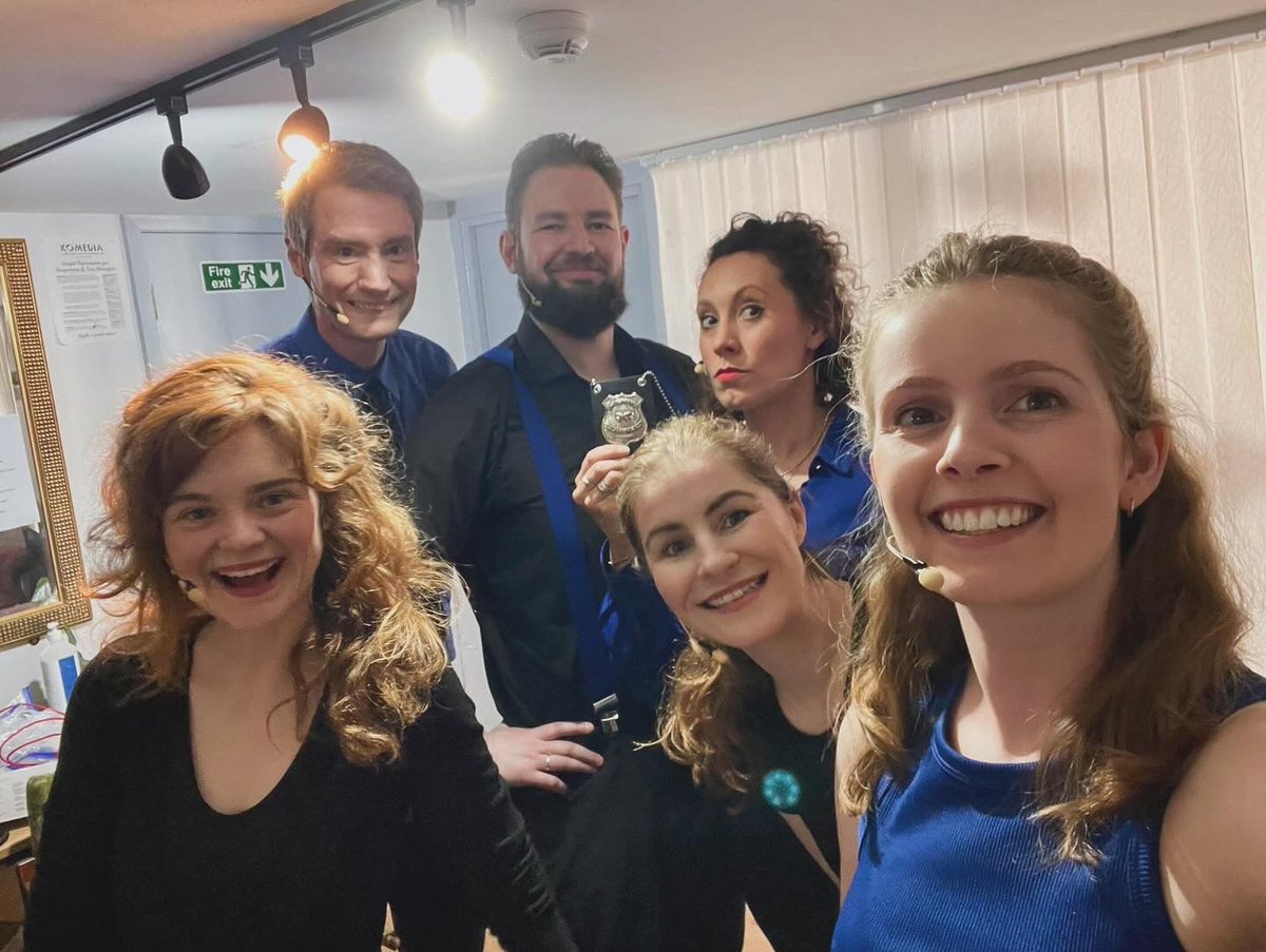 CrimeSceneImpro's tweet photo. CSI Brighton. 

Four fantastic sold out shows @KomediaBrighton this @brightonfringe

Mirth meets murder in the world's daftest AWARD-WINNING comedy whodunnit.

Thank you Brighton detectives.

No one knows who the killer is, not even the cast.

#FindYourFringe https://t.co/AKkkk1AKxJ