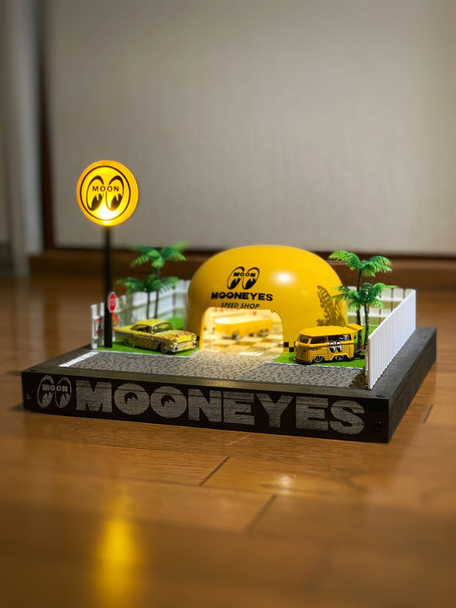 TEAM_ab_factory's tweet photo. ジオラマ完成
ほぼ100均商品 https://t.co/IN7xYTMPea