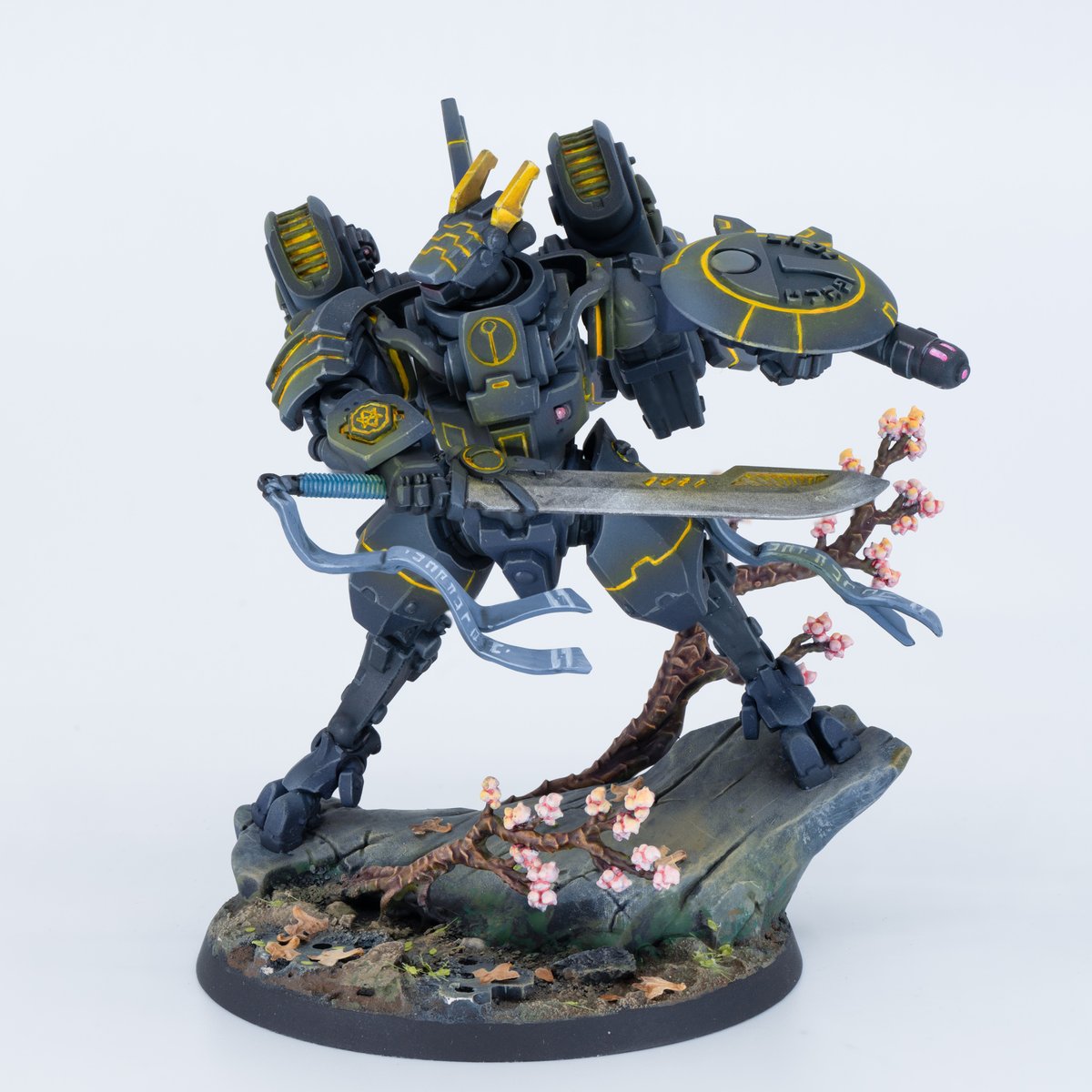 ArvinmanTH's tweet photo. Commander Farsight in NT-D

Got a request from my friend to paint in Banshee scheme 😆

#warhammercommunity
#miniaturepainting
#PaintingWarhammer https://t.co/jZ5o3S4xUj