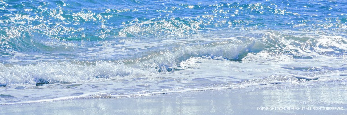 blaushut's tweet photo. 다가오는 여름과 어울리는 윤슬 헤더를 배포합니다 ✨🫧🌊 이용료는 알티와 마음으로, 사용 전 타래의 공지를 읽어주세요! https://t.co/LptAFAsjNm