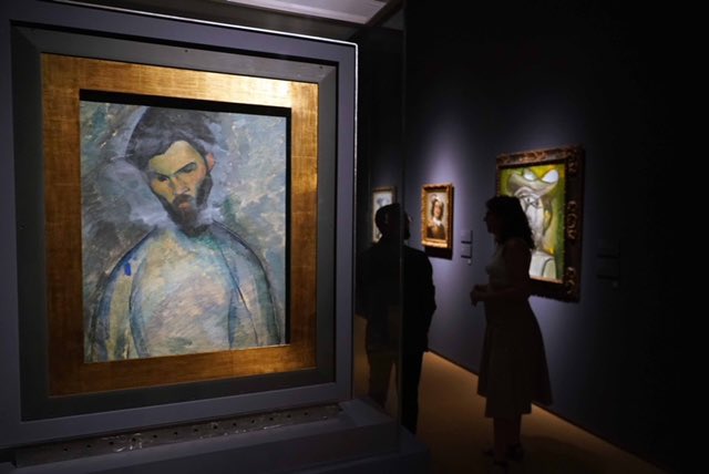 LPJ_Andalousie's tweet photo. Le centre culturel du @FundUnicaja accueille " De Raphaël à Bacon ", une exposition qui retrace l'histoire de l'art à travers des œuvres de Rembrandt, Van Gogh, Gauguin, Modigliani, Dalí, El Greco, Murillo, Goya et Picasso. Infos sur notre Agenda ici 👉 https://t.co/4sUB9K0Tep https://t.co/FhBoTjGBKC