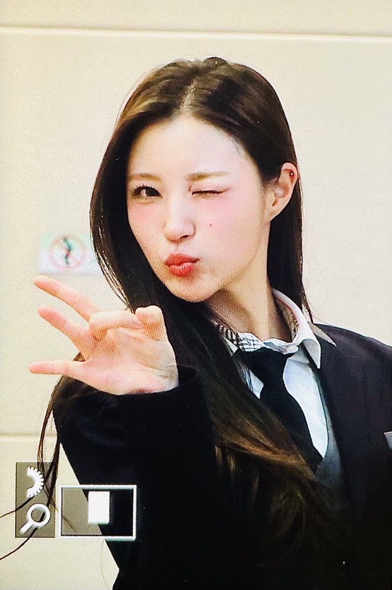 yeju_04's tweet photo. #아이칠린 #ICHILLIN #예주 #김예주 #YEJU 딱🌰 https://t.co/xKZtSWa8DJ