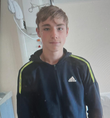#MISSING | We are appealing for help finding missing teenager Finley, from Blackwell.

The 14-year-old was last seen leaving home on Thursday and despite being in intermittent contact with family, he has not returned home. 

Read more: orlo.uk/7ajpN