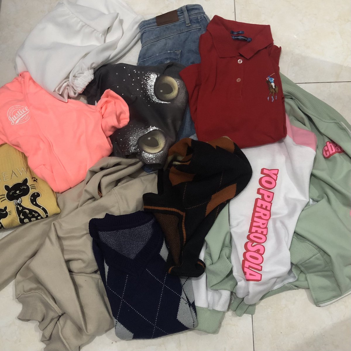 🌷 Help RT

🪞 WTS BAJU HOODIE SWEATER JACKET CELANA SECOND PRELOVED 🪞

Cocok untuk anak/keponakan
Bisa 🍊 &amp; 🍏
Boleh cek ongkir
Detail &amp; Harga di bawah 👇🏻
Silakan dm untuk tanya tanya