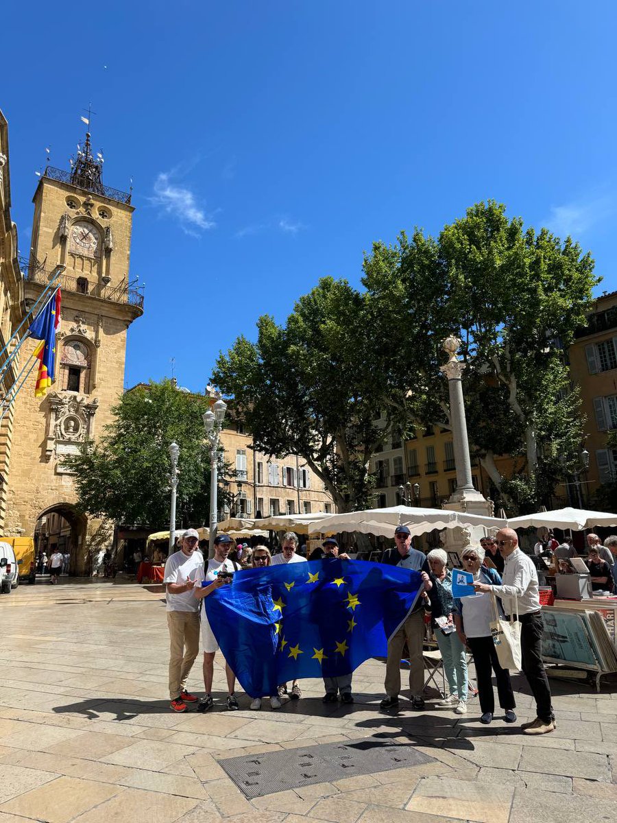 PaysAix13's tweet photo. Les derniers jours sont les plus importants. #RienNestJoué
Il faut expliquer, convaincre et montrer que la France a #besoindeurope .
Bravo pour l’enthousiasme et la détermination 👏👏👏
@ValerieHayer #vivement9juin
#Simiane ou #aixenprovence Mobilisation maximale. https://t.co/YUKlDaEE7r