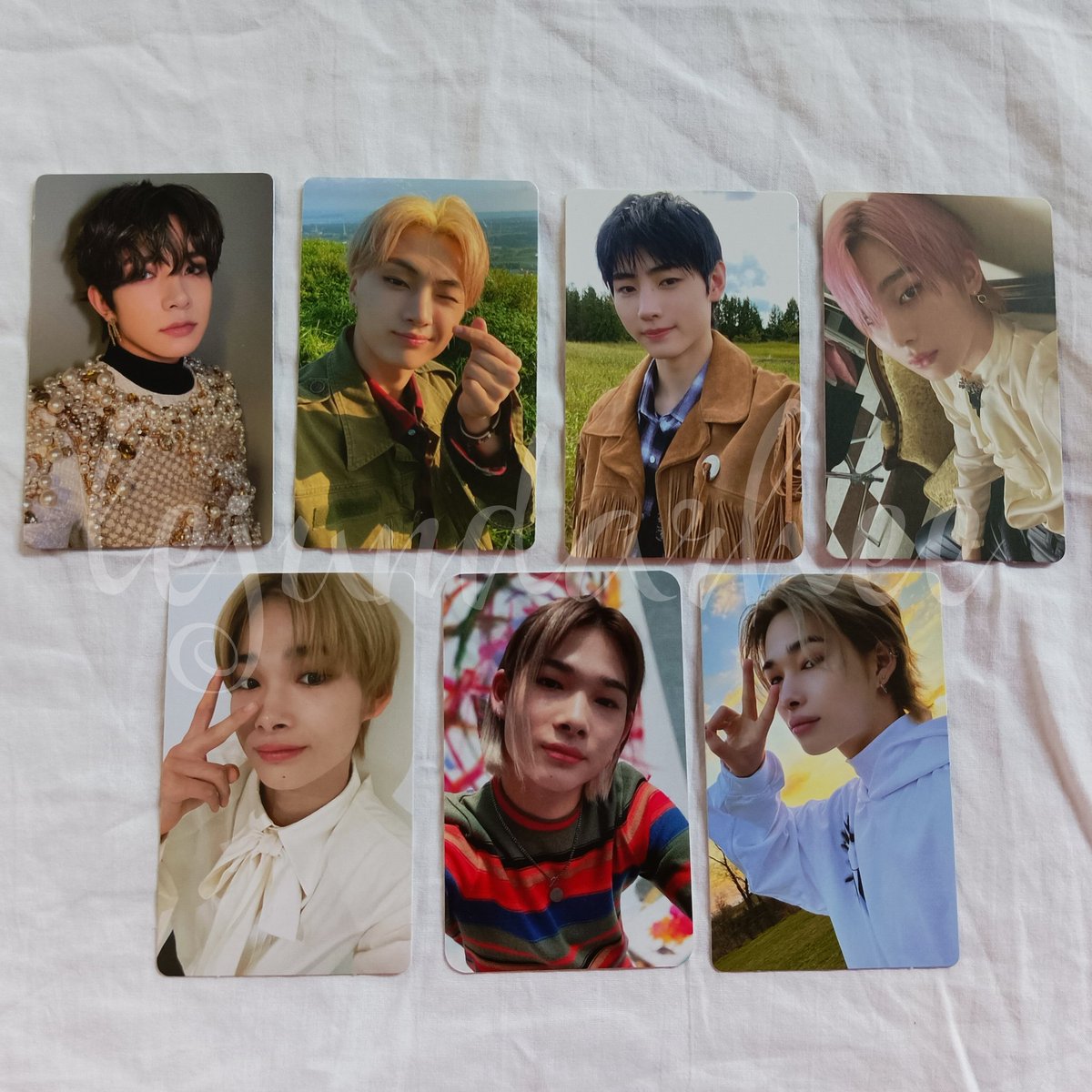 perfharmonhee's tweet photo. wts lfb

enhypen photocards

mop: gcash
mod: j&amp;t

## heeseung orange blood rpc ni-ki jake maknae fever pob sunoo charybdis marker senkou pearl jay finger heart sunghoon dawn smiley scylla dusk peace dilemma https://t.co/WpF4yLLws4