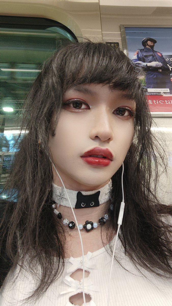 今晚池袋一个傻逼双马尾
丝袜都湿了
心情很差
偶遇可能不会给你口
而是假装sm把你往死里打

#cd #伪娘 #男の娘 #女王大人 https://t.co/kOctTHCEiO
