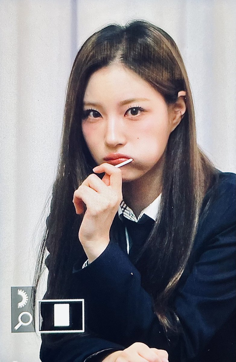yeju_04's tweet photo. #아이칠린 #ICHILLIN #예주 #김예주 #YEJU  
심술이 가득가득.. 😠 https://t.co/BVZVQL3Q03