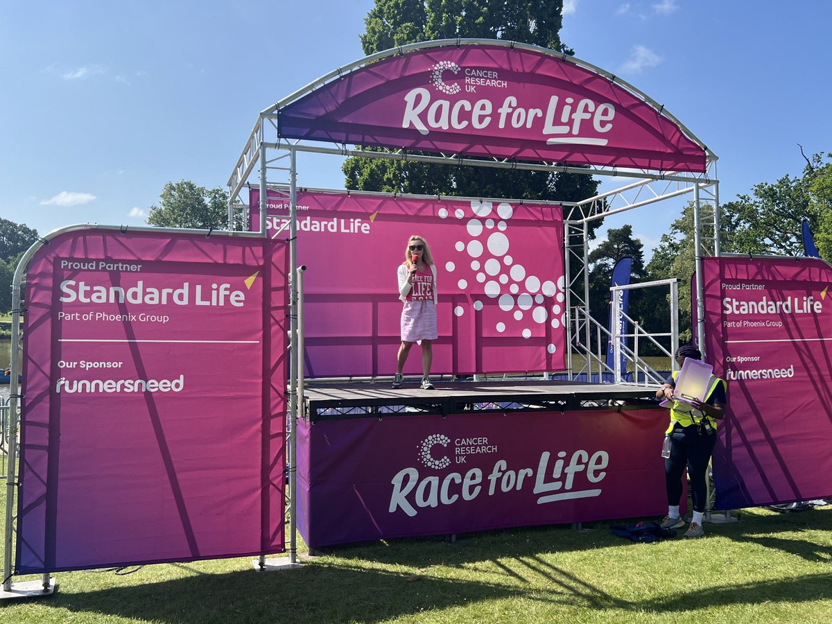 The sun is shining; it’s a great day to be taking part in #RaceforLife #5k and #10K #DunorlanPark #RoyalTunbridgeWells - we kick off @11am! X 💕🩷💕