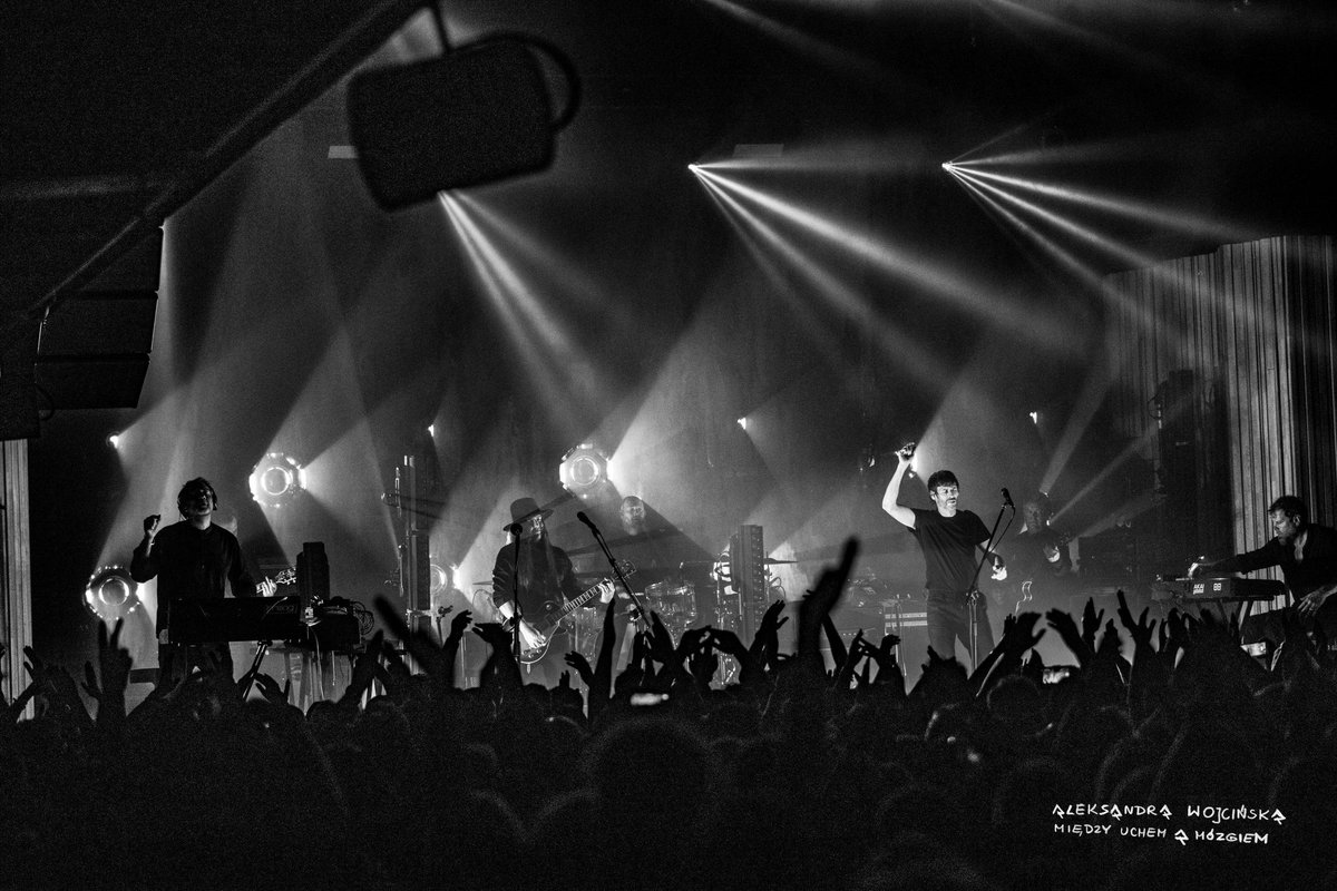 archiveofficial's tweet photo. Buzzing to be heading back out to play live shows - Istanbul, Athens &amp; Thessaloniki are up first!! 
Some tickets remain and can be found from the link  here -
 https://t.co/jnb8Mgen5t
We can’t wait to see you all very very soon x

📷 Aleksandra Wojcińska https://t.co/7sLCUcIluP