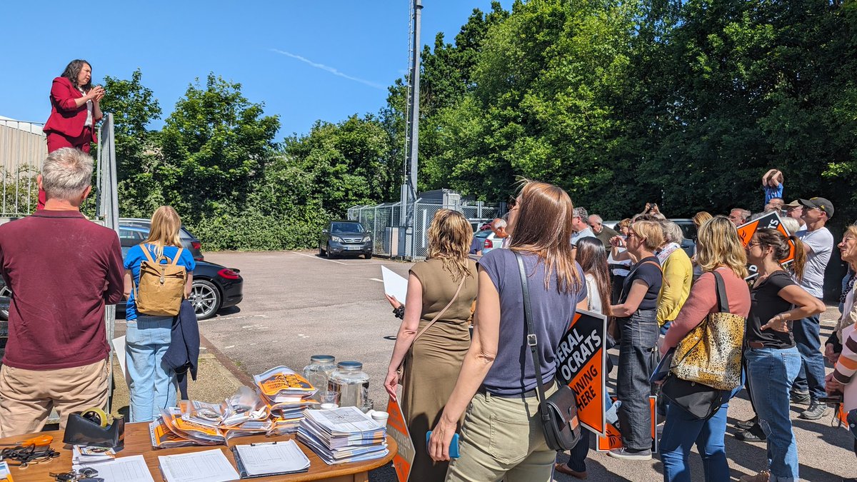 Dawn Barnes 🔶 (@dawn_barnes) on Twitter photo Great turnout in Berkhamsted for opening of <a href="/VMECollins/">Victoria Collins 🔶🇪🇺🌍👩💼</a> Berkhamsted office. <a href="/LibDems/">Liberal Democrats</a> can turf more Tories out in Hertfordshire. #GE2024 Great turnout in Berkhamsted for opening of <a href="/VMECollins/">Victoria Collins 🔶🇪🇺🌍👩💼</a> Berkhamsted office. <a href="/LibDems/">Liberal Democrats</a> can turf more Tories out in Hertfordshire. #GE2024