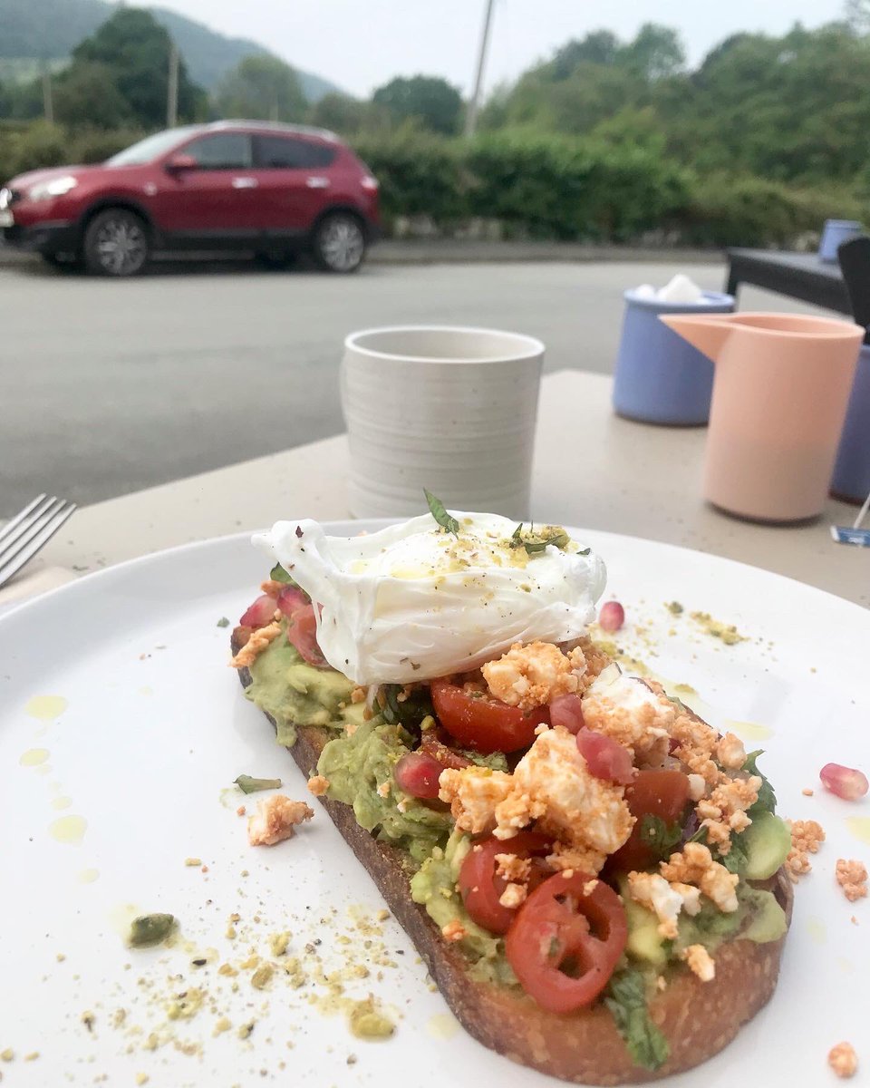 Claire Dutton tweet media