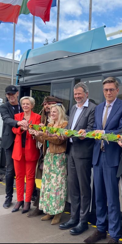 Valérie Debord tweet media