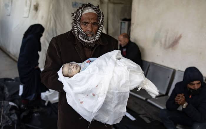 MalaikaSundus's tweet photo. Innocence murdered, futures stolen. Break the silence, demand justice for Rafah!
#IAmAtDChowkDharna
@nadeemmalik @TuahaJalil @SaveGazaPK @HamidMirPAK https://t.co/fmGUltoBv4