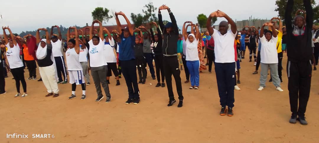 Indatwamumihigo za <a href="/RusiziDistrict/">Rusizi District</a>   mu Mirenge yose  twazindukiye muri siporo yateguwe n'Abagore. Kurwego rw'Akarere  twifatanije na Guverineri w'Intara y'Iburengerazuba  Bwana Lambert Dushimimana <a href="/KamanziJackline/">Jackline Kamanzi</a> ,<a href="/RwandaGender/">Ministry of Gender & Family Promotion | Rwanda</a> ,<a href="/RwandaWest/">Western Province I Rwanda</a> ,<a href="/DrKibiriga/">Dr. ANICET KIBIRIGA</a> ,<a href="/cnfwest96851/">CNFWEST</a>