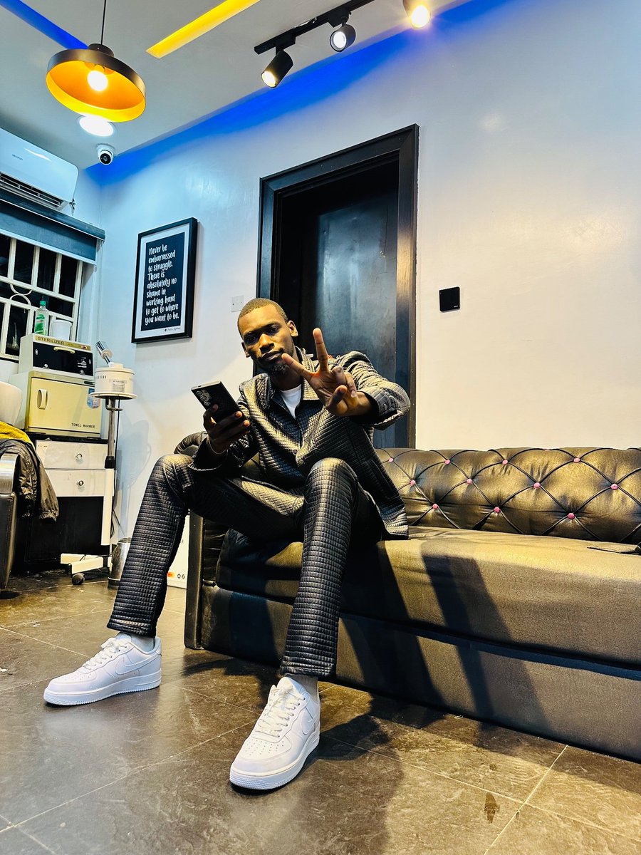 DapsCollection's tweet image. MOE❤️
.
Spot that Westend Leather jacket and Pant🥶 from Store..