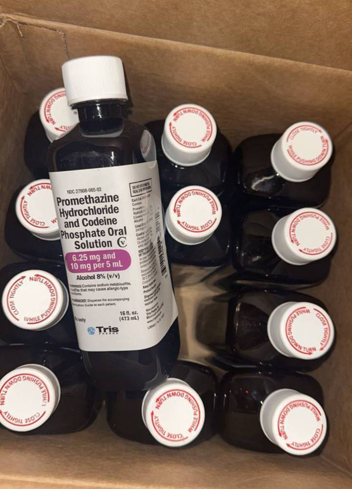 Tris 🍇🍇🍇
Available