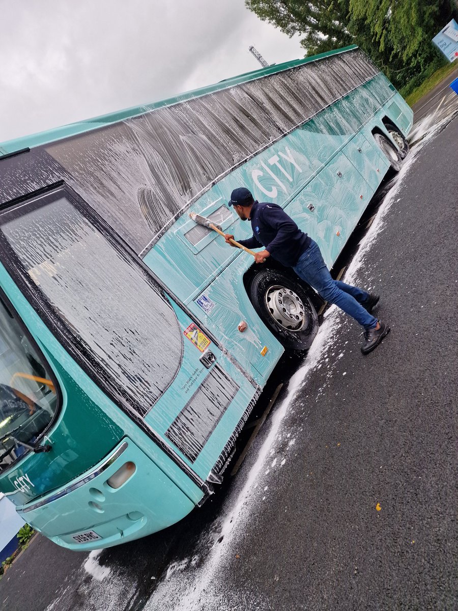 CityTransportGp's tweet photo. Decided it was time to join X.  We are a small bus operator headquartered in Newcastle, and with operational bases in T&amp;W and Yorkshire.

Private hire, rail replacement, international travel; we do it all. https://t.co/IxLwNxSKad