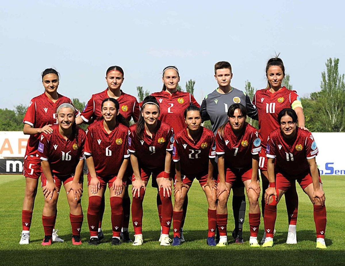 RH_Girls_Soccer's tweet image. Congrats to Ani Safaryan on her first start with the Armenian National Team (#16 front row left).  She played the full 90 minutes as the team won it&apos;s 2nd European qualifier in a row, a 2-1 victory at Kazakhstan. @RH_Athletics @rhcsd  @SectionIXSports @PJSports @DailyFreeman