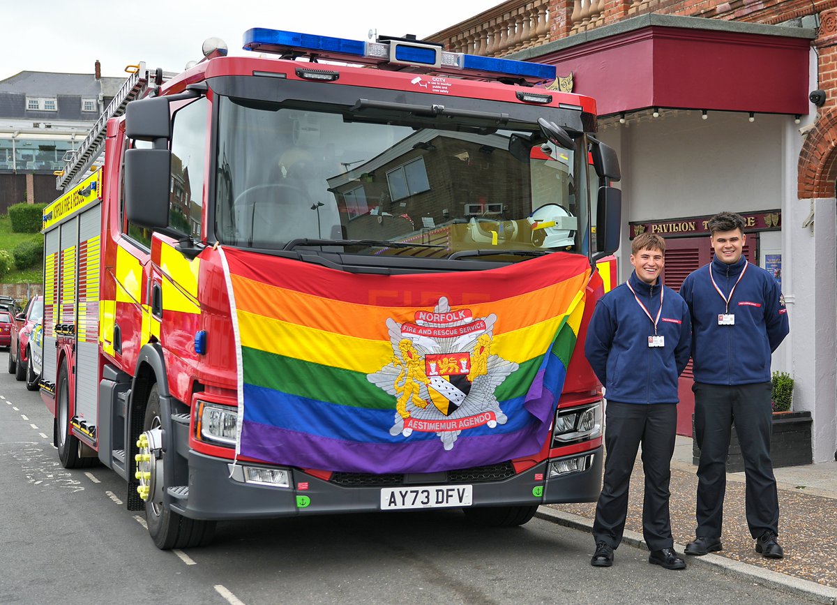 Foxy Paws (@mrfoxypaws) on Twitter photo Norfolk Fire and Rescue Service showing their support for Pride in front of the Pavilion Theatre at Gorleston Pride 2024. <a href="/Norfolkfire/">Norfolk Fire and Rescue Service</a> <a href="/gorlestonpav/">Pavilion Theatre & Bandstand</a> Norfolk Fire and Rescue Service showing their support for Pride in front of the Pavilion Theatre at Gorleston Pride 2024. <a href="/Norfolkfire/">Norfolk Fire and Rescue Service</a> <a href="/gorlestonpav/">Pavilion Theatre & Bandstand</a>