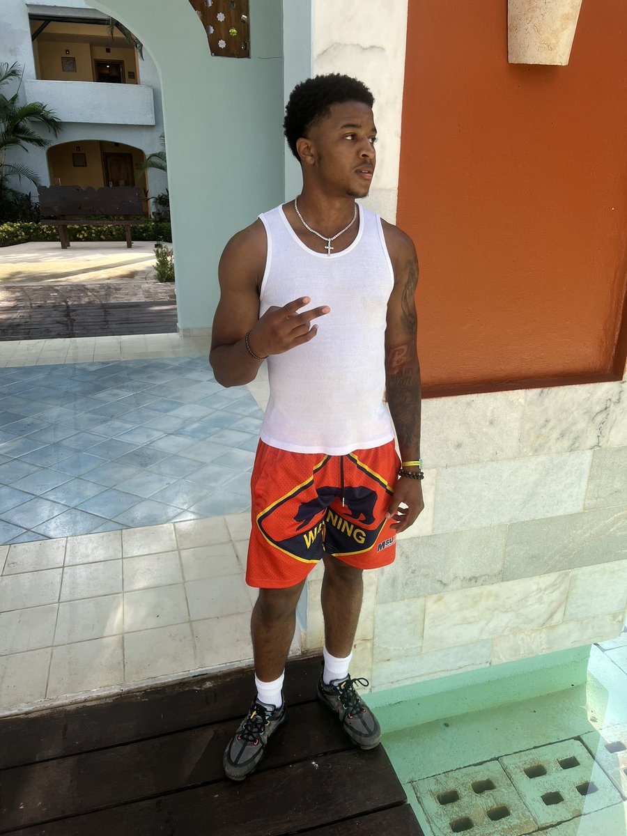 ybchase3's tweet photo. Dumpskiii💯 https://t.co/gmBxiGJMOr