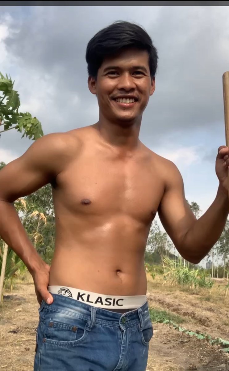 ខ្មៅស្រស់ណាស់😍មាននាក់ស្គាល់អត់?