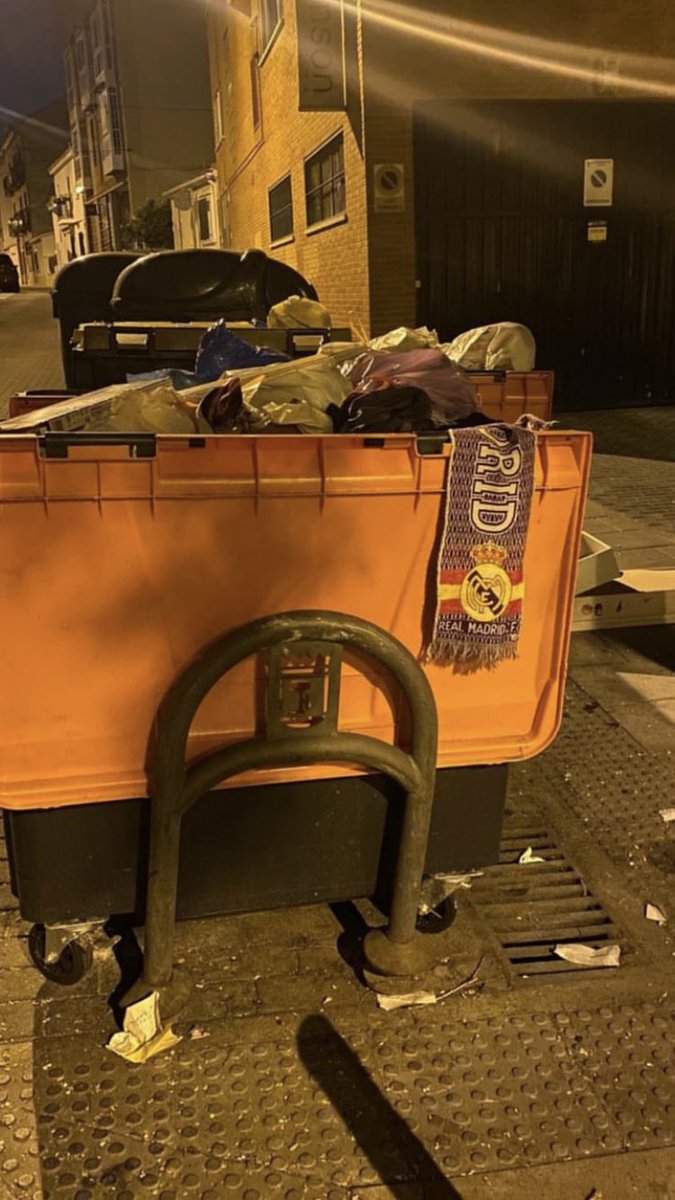 la basura en su sitio
