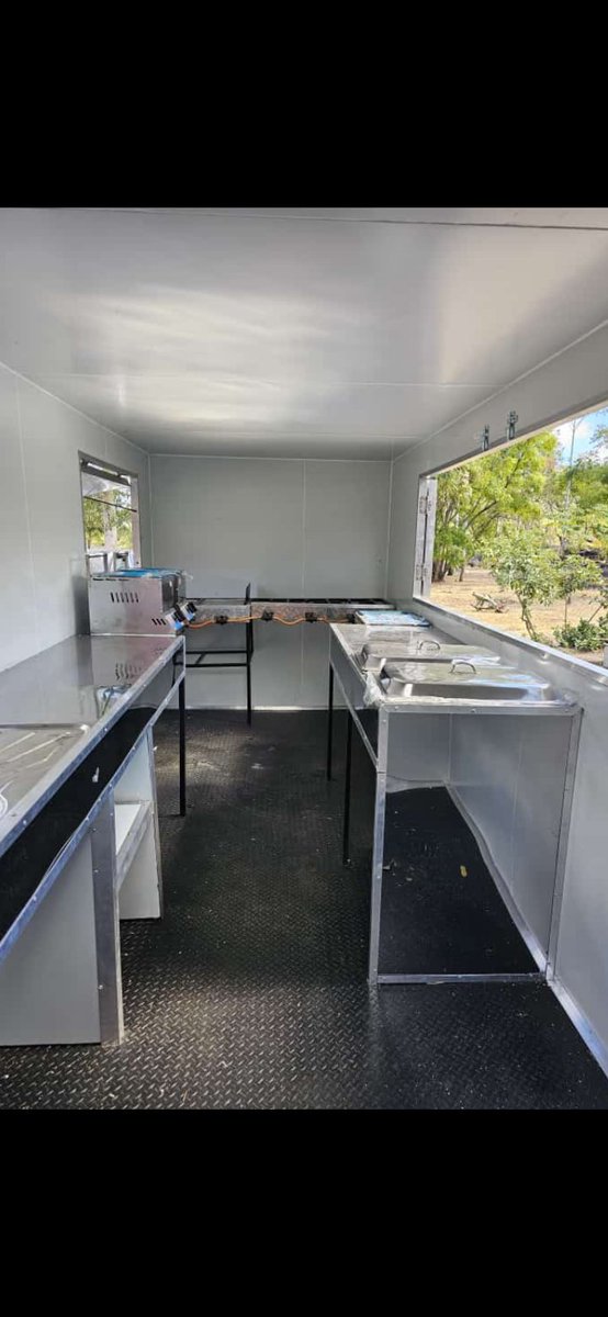 SanbleC's tweet photo. @redmarketsunday @iMisred Get your Executive Mobile Kitchen today.

✓ Priced right
✓ Quality assured
✓ Guarantee backed
✓ Comes with paper work

Call App: 0779932490
#redmarketsunday @iMisred https://t.co/9dxzF4mDF3