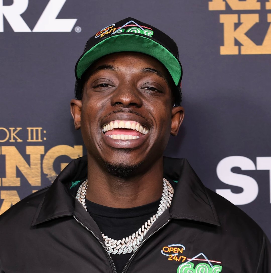 XXL's tweet photo. Bobby Shmurda claims that he can't drop new music because streaming platforms only allows rappers who paint their nails on their playlists. 🤔 https://t.co/rN62MZJS1l