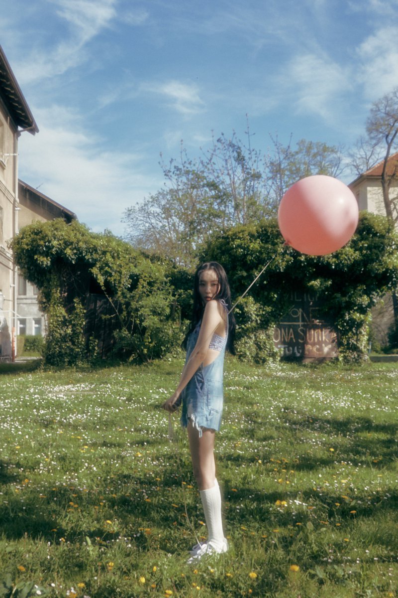 official_sunmi_'s tweet image. SUNMI Digital Single 〖Balloon in Love〗
CONCEPT PHOTO #1

🎈💗
Balloon in Love
2024.06.13 6PM (KST)

'Balloon in Love' Pre-Save &amp;amp; Pre-Add
🔗 orcd.co/bil 

#SUNMI #선미 
#Balloon_in_Love