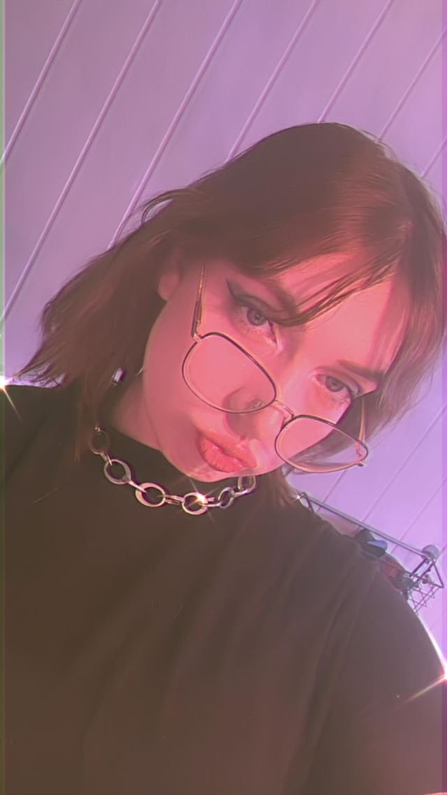 claw00k's tweet photo. Happy birthday to my fav idol and example in dance 🦋🤍
I love you so much and I’m proud to be your partner 🌓
#WENDY #WEENY #웬디 #HAPPY_WEN_DAY @wenwoongie https://t.co/XCuVo4oxg6