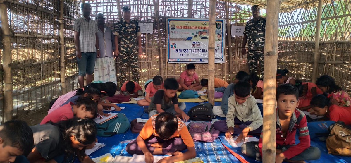 19BnSSB_INDIA's tweet photo. #19Bn SSB
 Organised Drawing competition  among children of nearest camp area  under Mass Mobilization of Mission Life by all coys of 19Bn SSB Thakurganj 
#Missionlife
@SSB_INDIA 
@SSBFTRSILIGURI 
@ssbshqranidanga https://t.co/zMrhDVayal