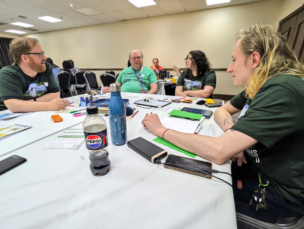 PlayFrame tweet media