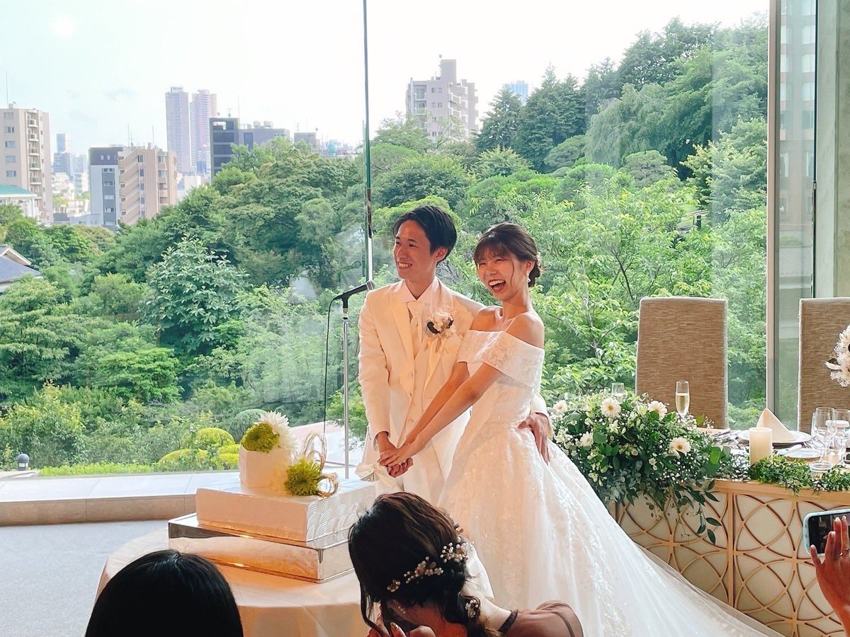 ZyphraZK's tweet photo. 2024.06.01 Sat
ホテル椿山荘東京にて結婚式でした💒
幸いにも澄み渡る青空となり、最高のロケーションで無事式を挙げられました。
お色直し後の再入場ではMrs🍏のダンスホールのサビをボイルドの皆さんと踊ってひたすらに楽しかった🕺
人生最高の一日でした🥰 https://t.co/iOfEeBKHck