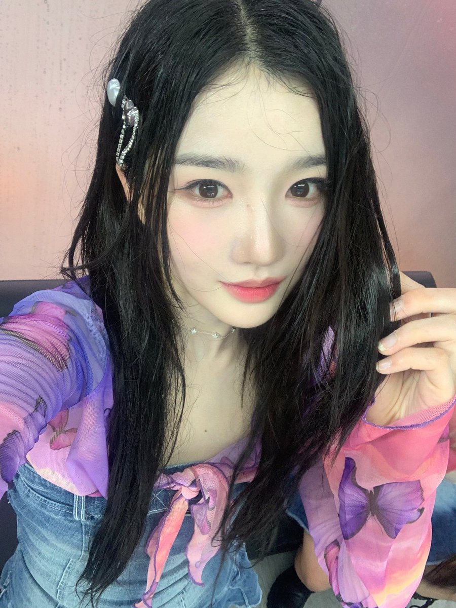 toyoolove's tweet photo. 240602 🐰 fromm update

#tripleS #트리플에스 #トリプルS 
#김유연 #유연 #YooYeon https://t.co/ZwaSsEx6rn