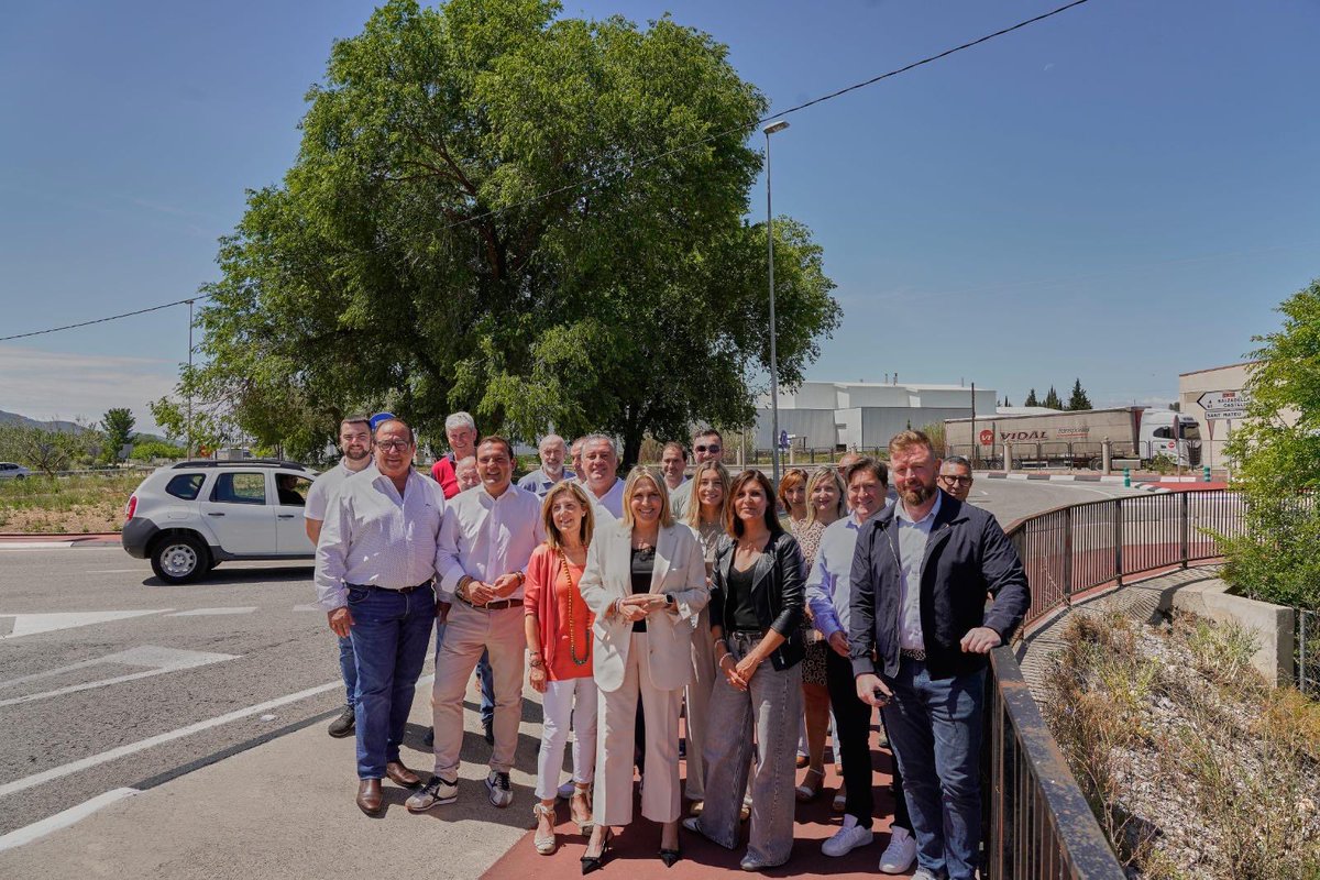 🔵Defensem en Sant Mateu la culminació del desdoblament de l'autovia A7 entre Vilanova d’Alcolea i La Jana.

Sánchez ha vetat este projecte, negant oportunitats a l’interior de la provincia. 

Necessitem polítiques que invertisquen en el nostre desenvolupament i no ens bloquegen.