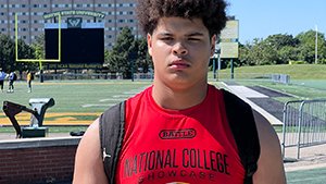 Wayne State National College Showcase | Several talented prospects raise profile (offense)

📈Six Star Football takes a look at several prospects who impressed at Wayne State Showcase

✍️ STORY ▶️ sixstarfootball.com/article/wayne-…

<a href="/MstafaAljanaby/">Mstafa Aljanaby ⭐️</a> <a href="/LORENZOBARBER0/">Lorenzo Barber</a> <a href="/TreBrittoniii/">Charles (Tre) Britton III 6’0 170 WR 2027</a>