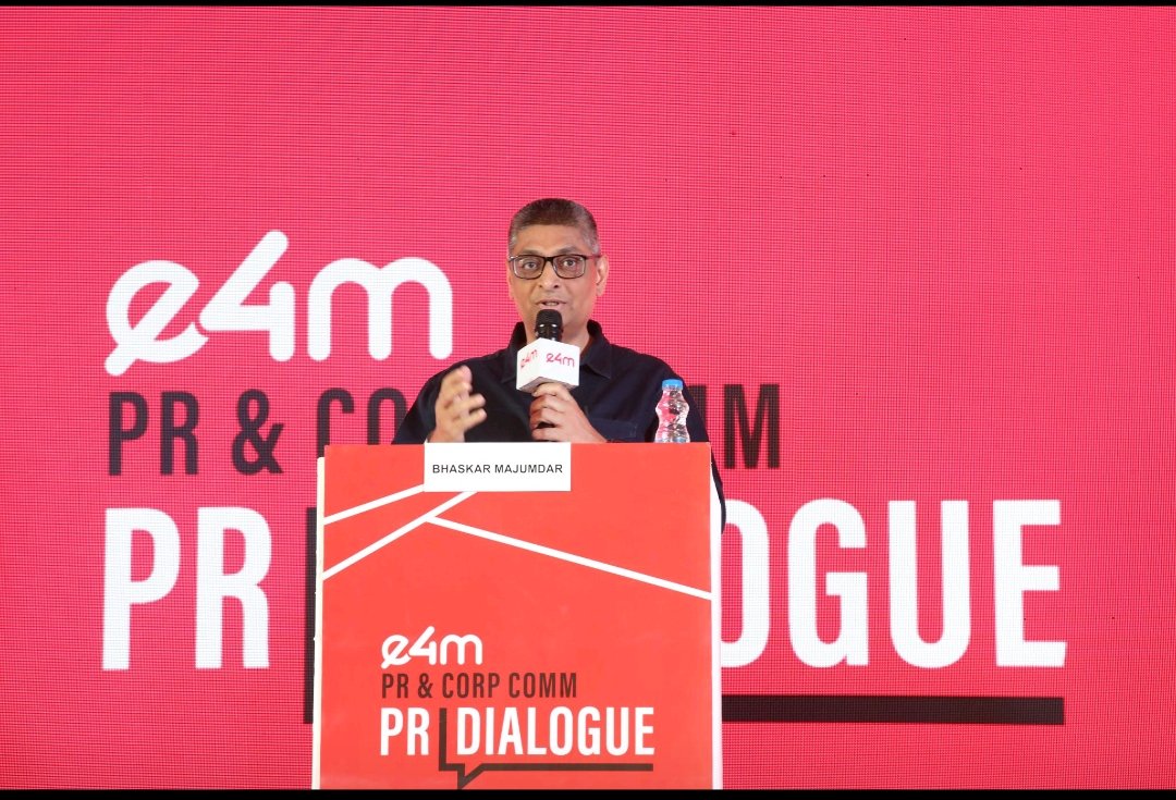 Probasibangali's tweet image. I am honored to be the session chair for the #PRDebate, "Do collaborations between journalists and PR professionals improve or impair public information?"🎤at the e4m PR and Corp Comm Dialogue 🎙  

I want to thank @e4mtweets @anuragbatrayo @nawalahuja &amp;amp; @karanbhatias for