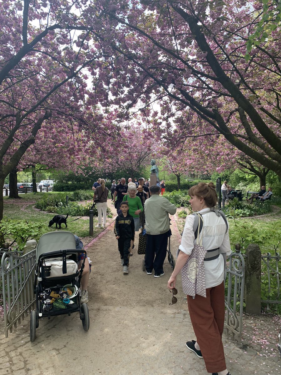 awalkafoot's tweet photo. New #walkingtour up on Youtube. Link in bio 🇩🇰😊 https://t.co/4e2cEOIuFn