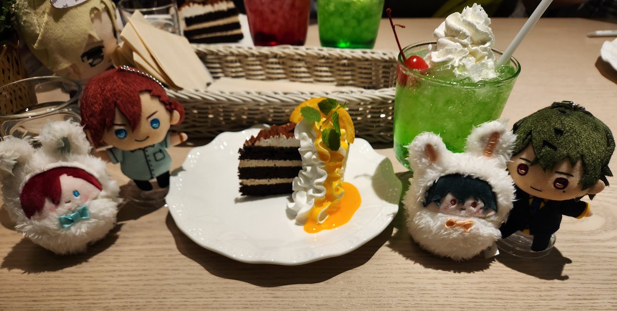 コリーカフェ2連勤
今日はケーキとドリンクで。

 #スタマイ  #colycafe