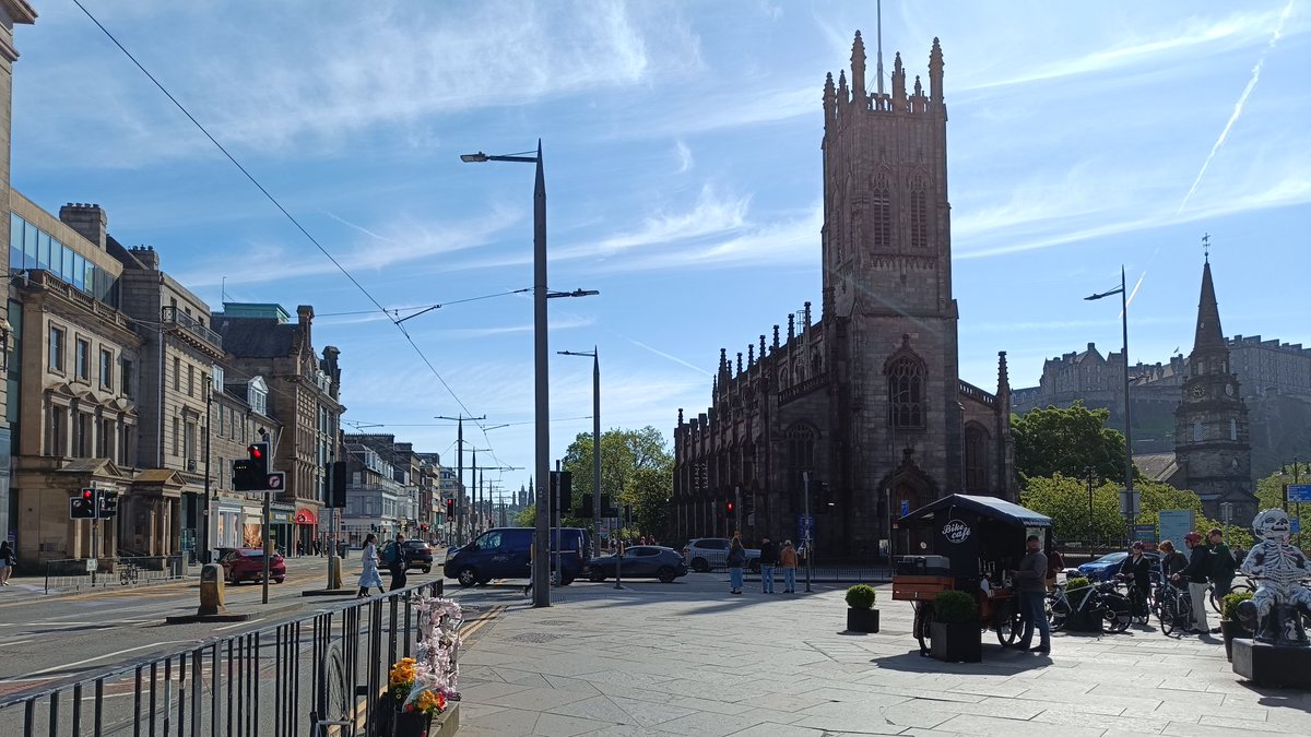 AneOlaGa tweet media